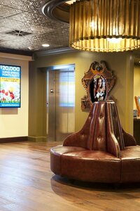 Гостиница Golden Gate Hotel and Casino