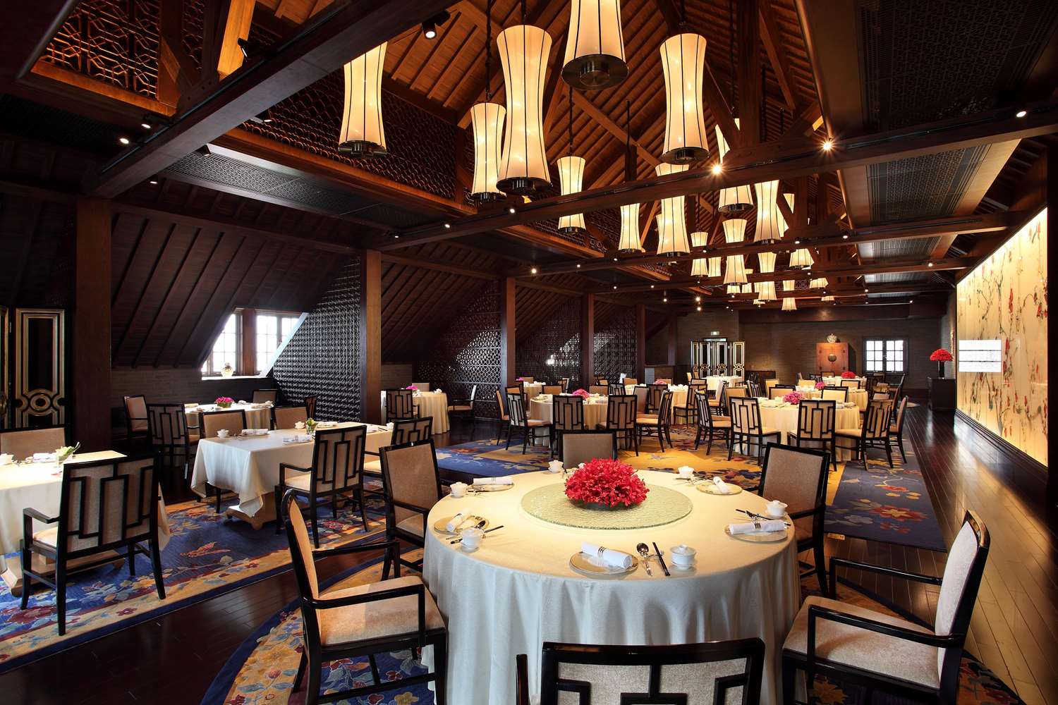 Фото Waldorf Astoria Shanghai on the Bund