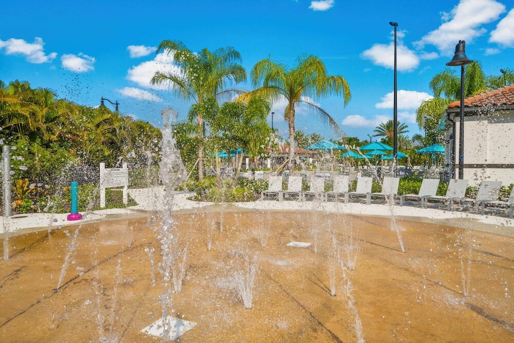 Фото Lakeview Condo, Directly Next To Pool! Near Wdw