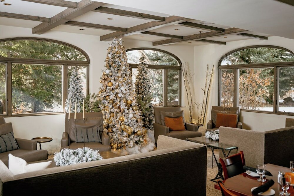 Фото Knob Hill Inn