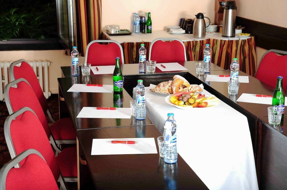 Фото Park Hotel Pruhonice