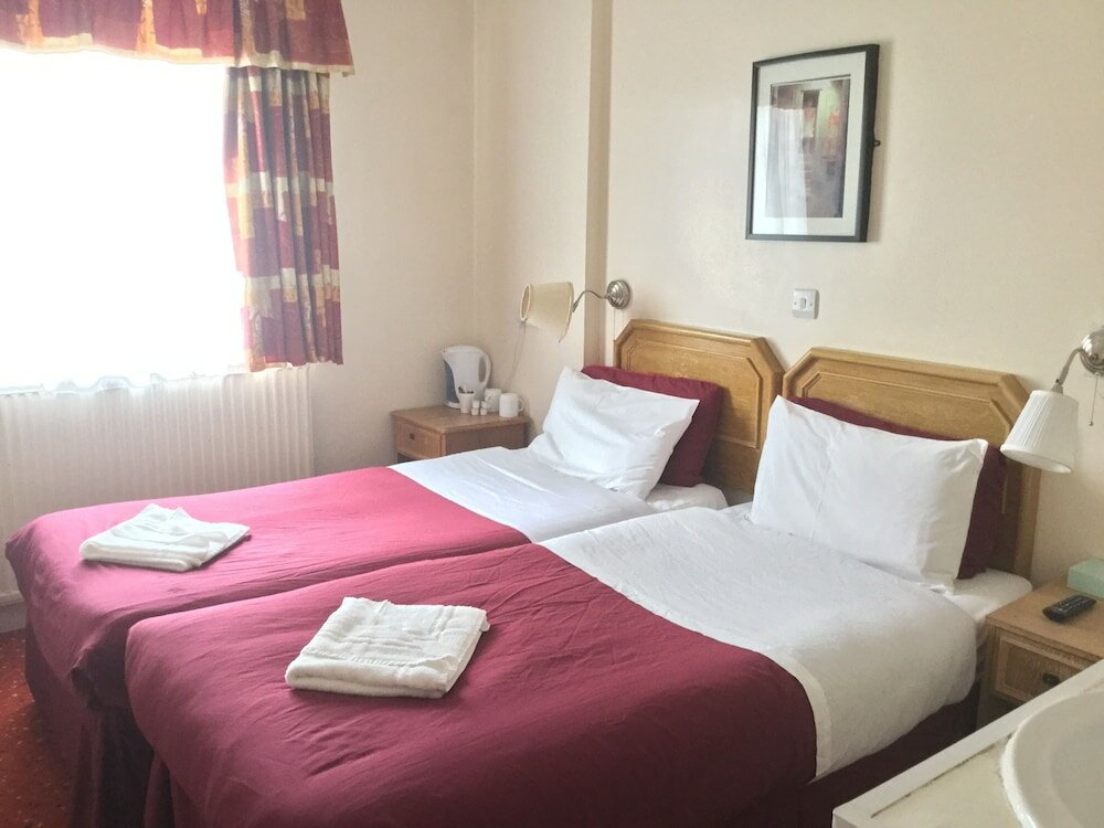 Фото Chiswick Lodge Hotel