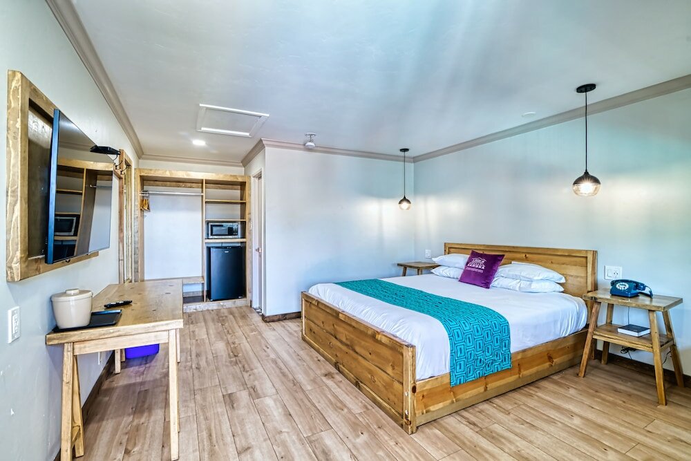 Фото Ramona Valley Inn