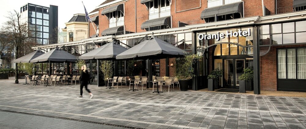 Фото Oranje Hotel Leeuwarden