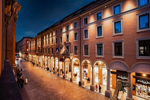 Внешний вид отеля Grand Hotel Majestic gia' Baglioni в Болонье, фото 1
