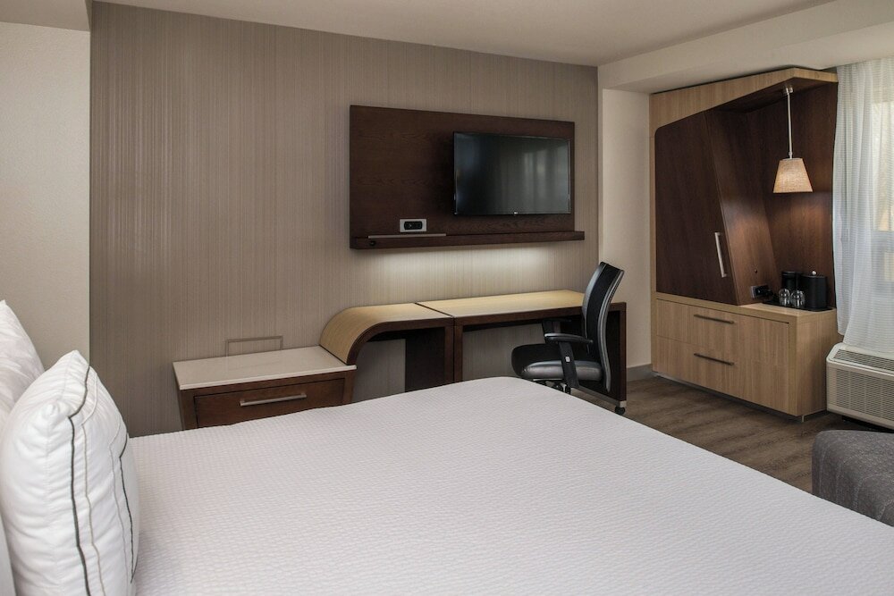 Фото Courtyard by Marriott Temecula Murrieta
