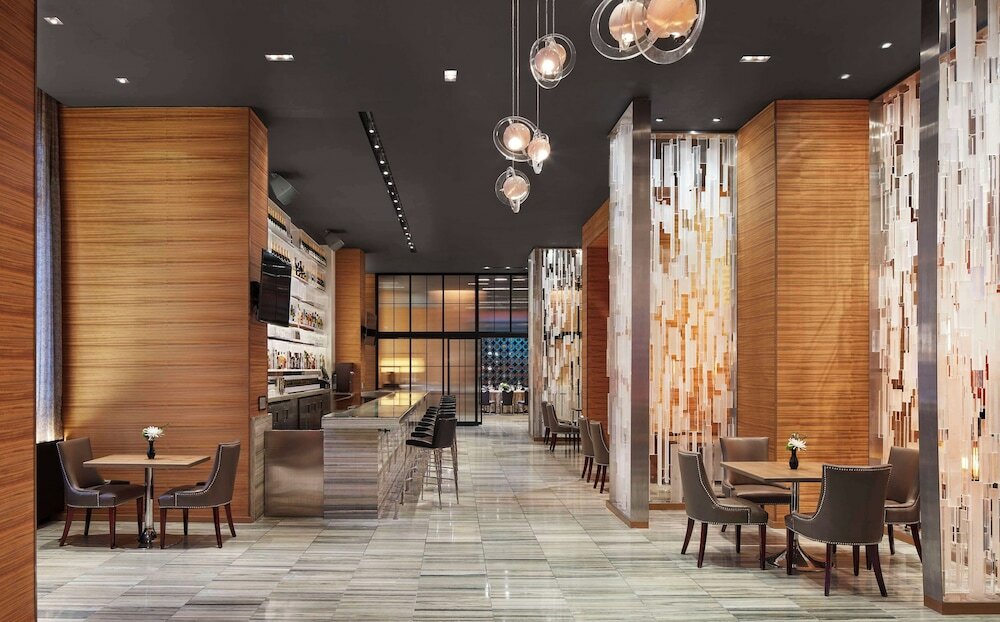 Фото Loews Minneapolis Hotel