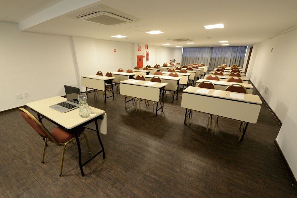 Фото Allia Gran Pampulha Suites