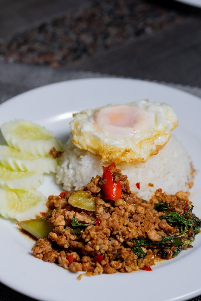 Фото Sukhothai Hotel and Residence