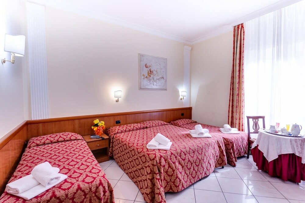 Фото Hotel Suite Caesar