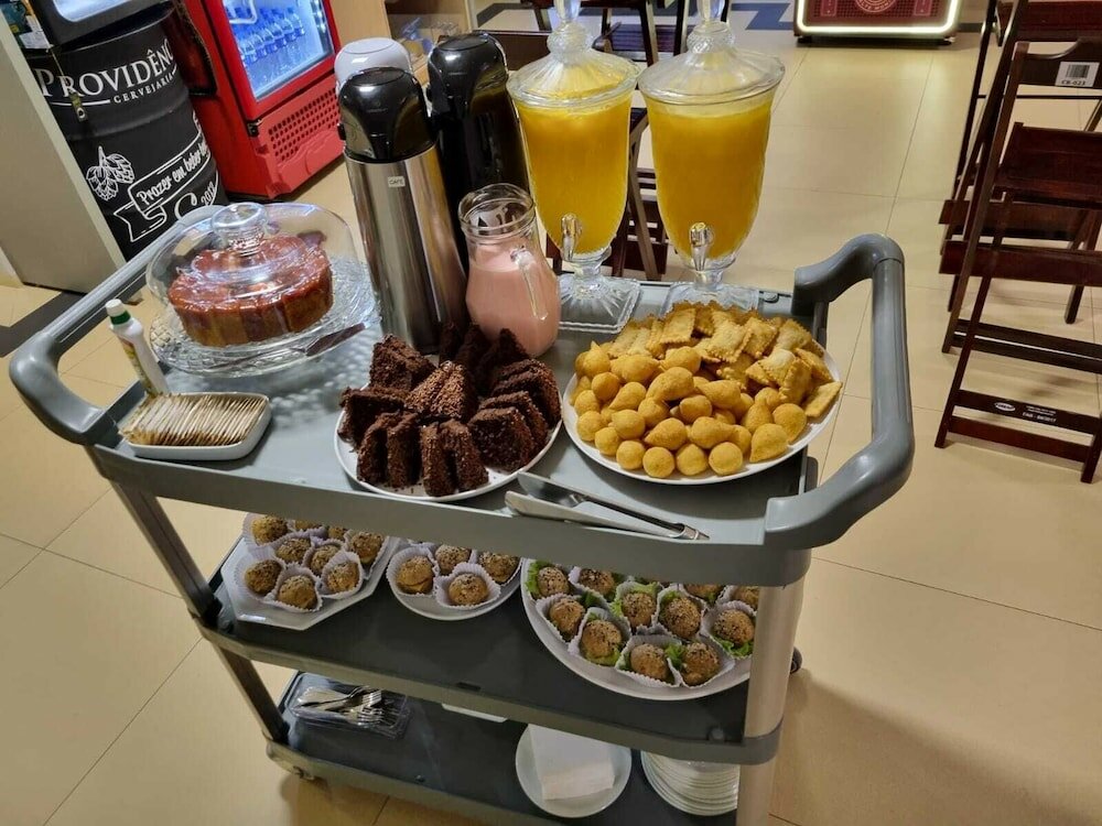 Фото Hotel Plaza Garden