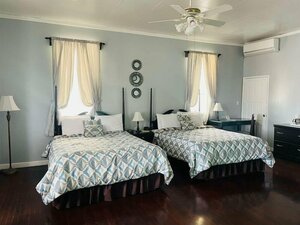 Гостиница The Great House Inn