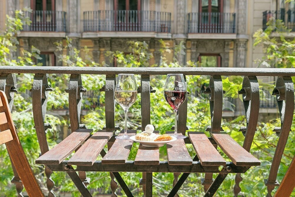 Фото Mihlton Barcelona Boutique B&b