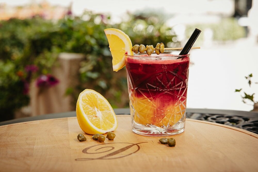 Фото Swiss Diamond Hotel Prishtina