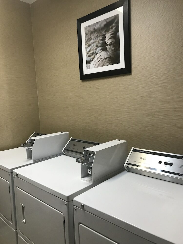 Фото Comfort Inn Ellsworth - Bar Harbor