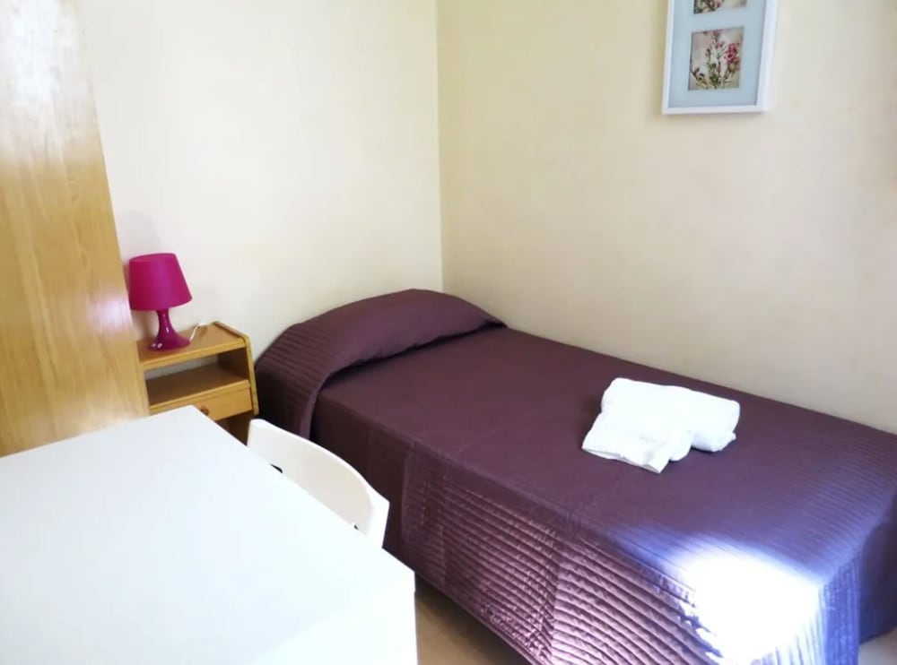 Фото Hostal Balmes Centro