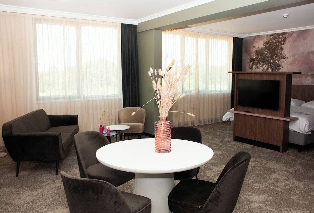 Фото Fletcher Hotel-Restaurant Zevenbergen-Moerdijk