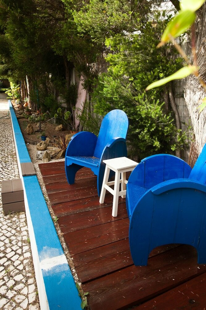 Фото Хостел Ericeira Chill Hill Hostel & Private Rooms