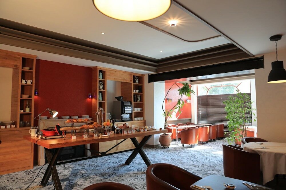 Фото The Originals Boutique, Grand Hôtel St Pierre