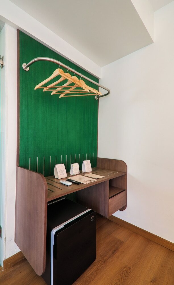 Фото Lotus Beach Resort