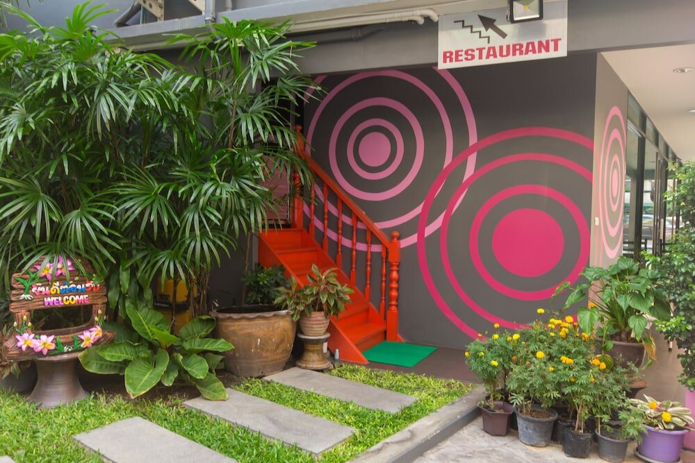 Фото Baannilrath Hotel