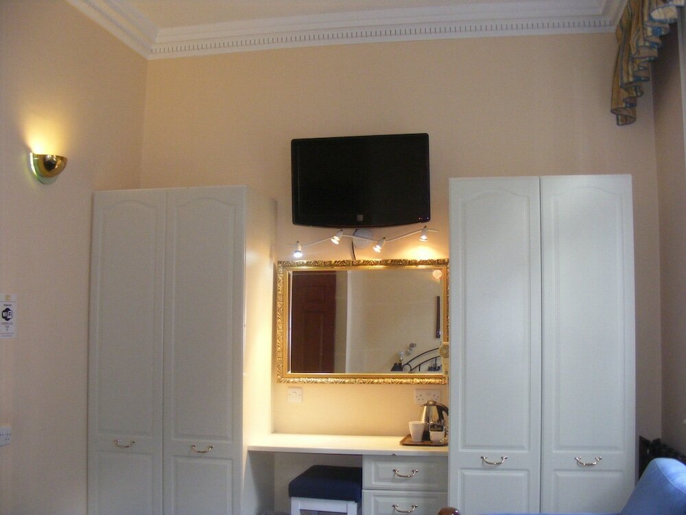 Фото Mermaid Suite Hotel