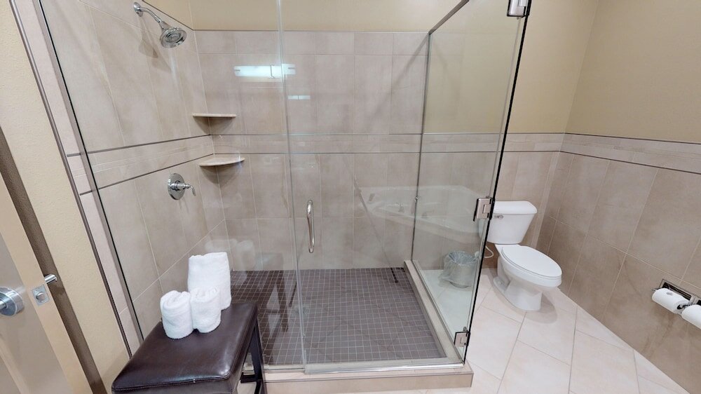 Фото ClubHouse Hotel & Suites - Fargo