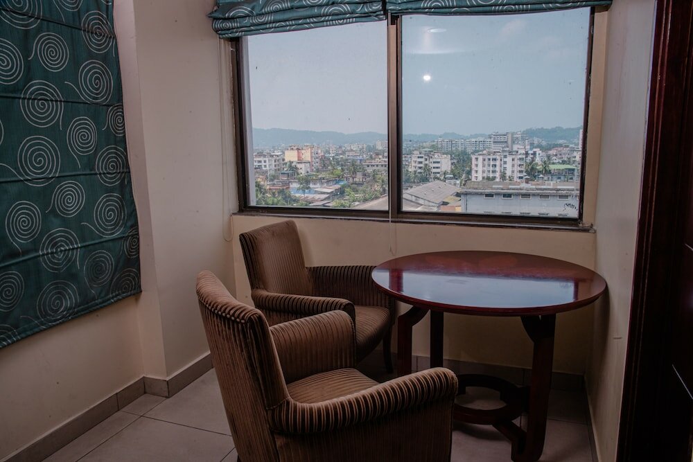 Фото Hotel Gateway Grandeur