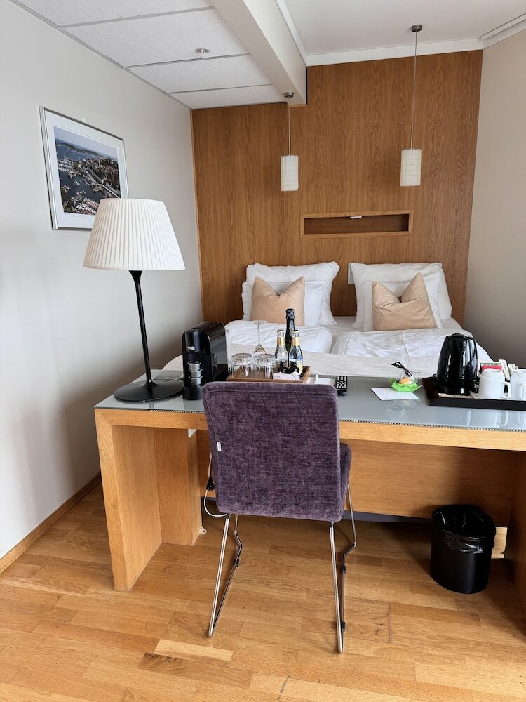 Фото Clarion Hotel Tyholmen Arendal