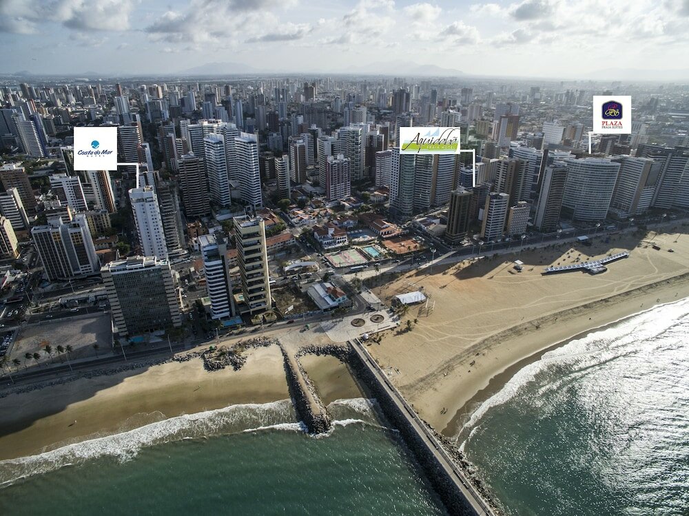 Фото Plaza Praia Suites