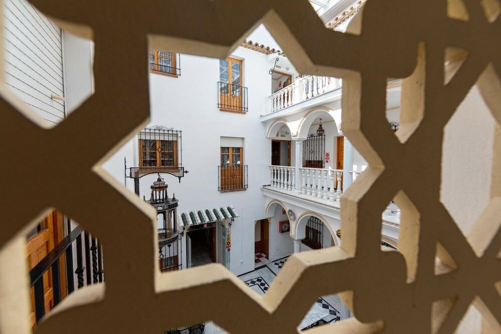 Фото Los Omeyas Hotel