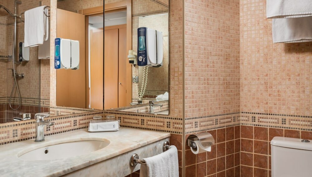 Фото Hotel Sb Express Tarragona