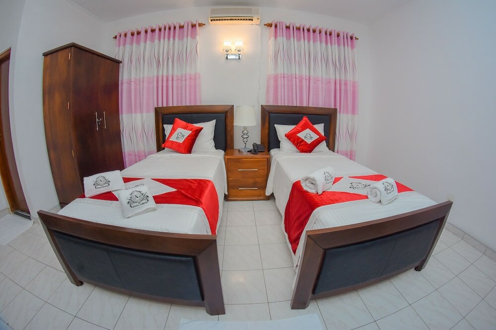 Фото Asian Grand Hotel