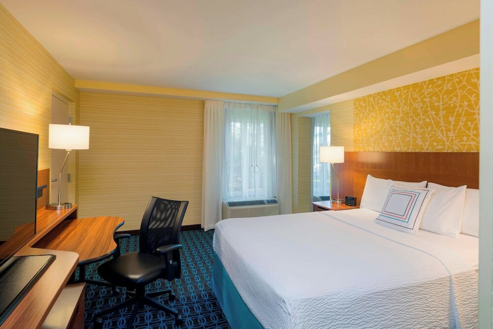 Фото Fairfield Inn & Suites by Marriott Paramus
