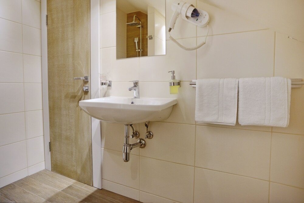 Фото Hotel Ideja