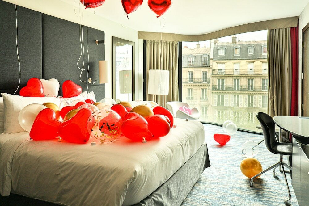 Фото Renaissance Paris Arc de Triomphe Hôtel