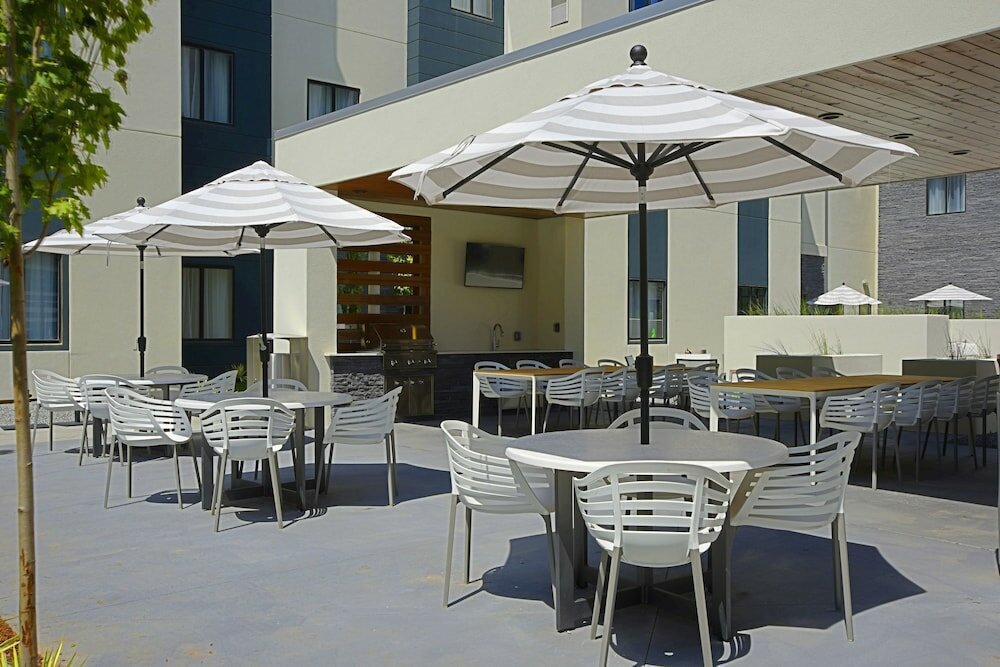 Фото Staybridge Suites Little Rock - Medical Center, an Ihg Hotel