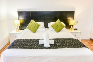 Paradise on the Beach Resort - Palm Cove (City of Cairns, Esplanade, 121-123), hotel