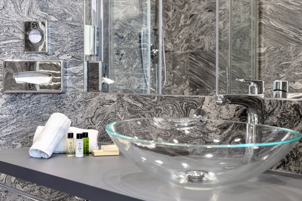 Фото Aiello Rooms - San Babila