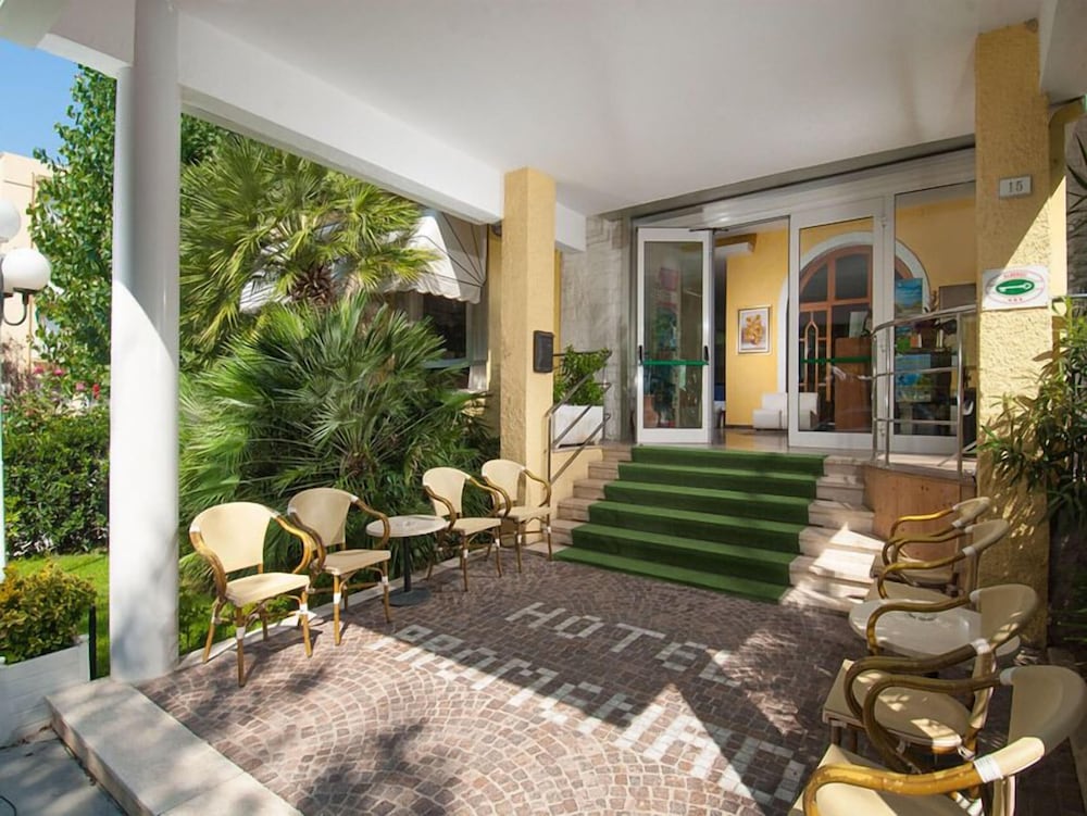 Фото Hotel Promenade