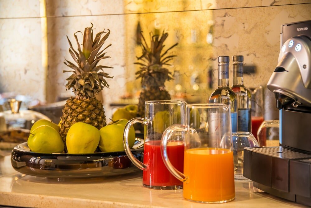 Фото Campo Marzio Luxury Suites