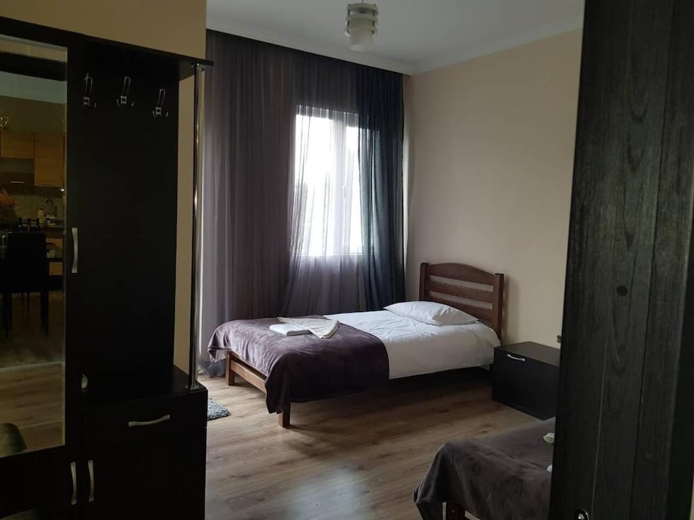 Фото Отель Upstairs Hotel Tbilisi