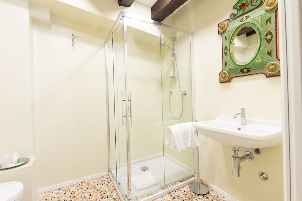 Фото Granda Sweet Suites