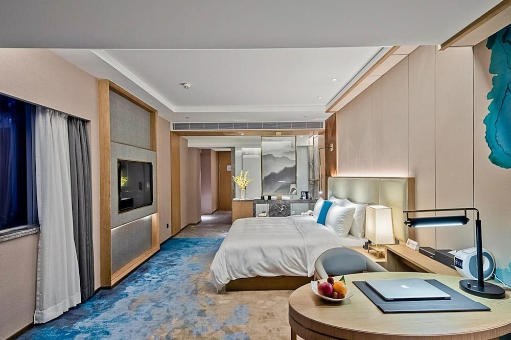 Фото Royce Hotel Shenzhen