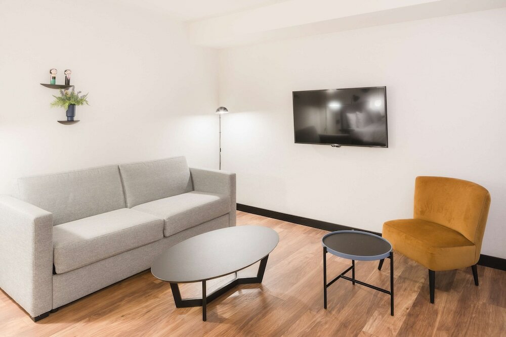 Фото Radisson Blu 1882 Hotel, Barcelona Sagrada Familia