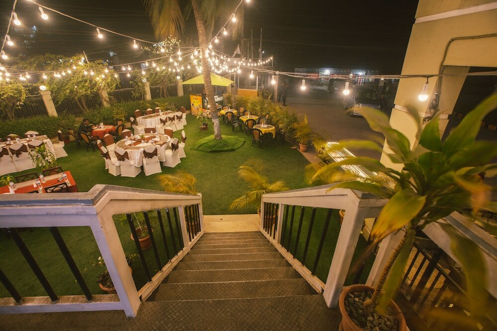 Фото Hotel Kollol by J & Z Group