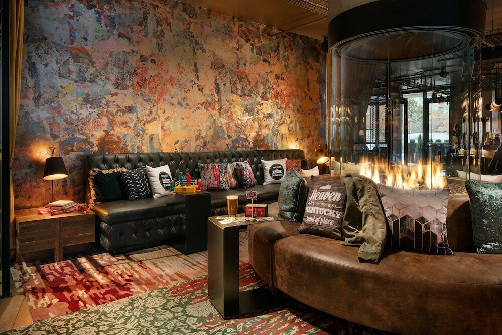 Фото Moxy Louisville Downtown