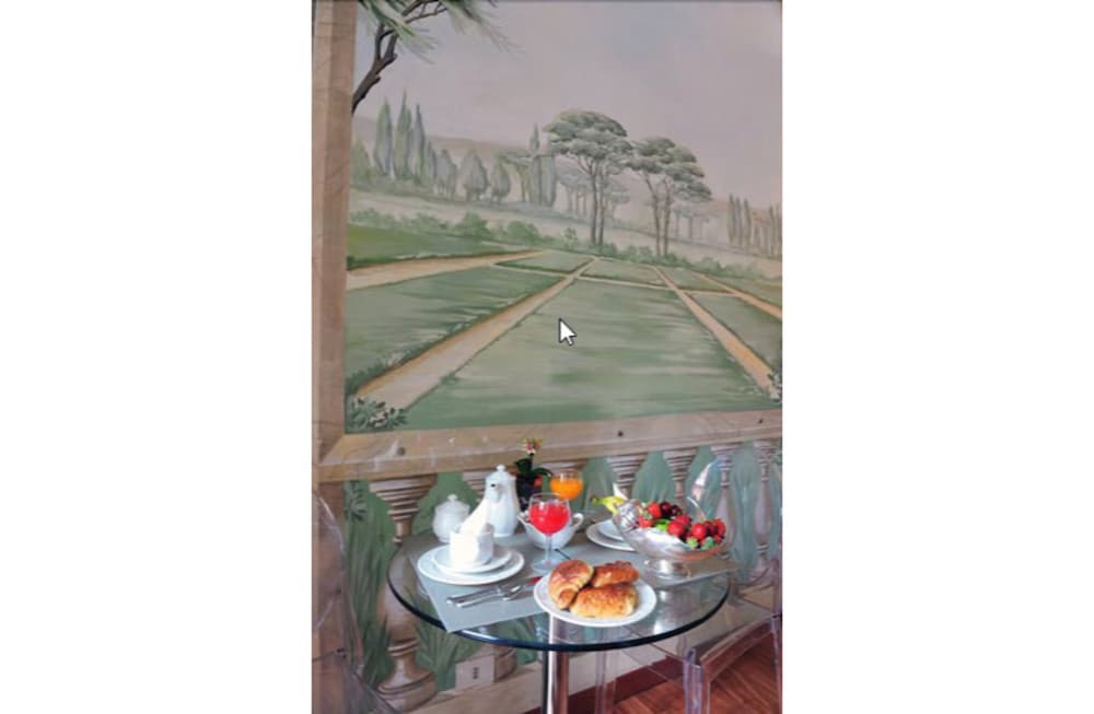 Фото 66 Imperial Inn DeLuxe