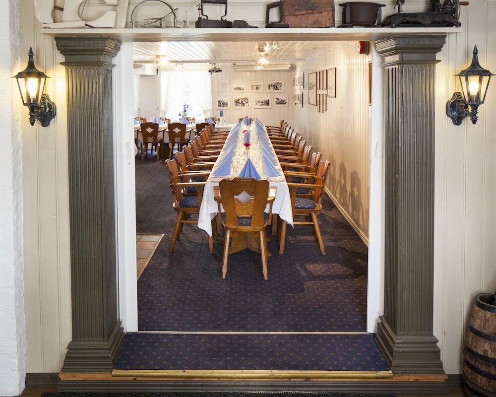 Фото Kjøbmandsgaarden Hotel