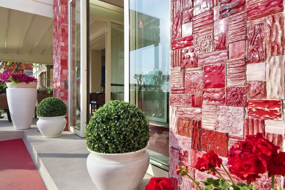 Фото Hotel LaMorosa